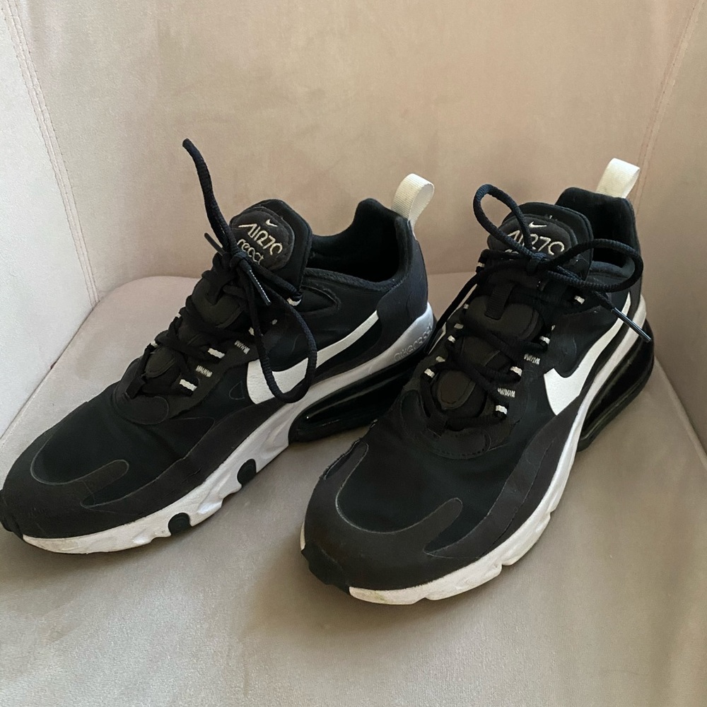 Nike 270 air max react